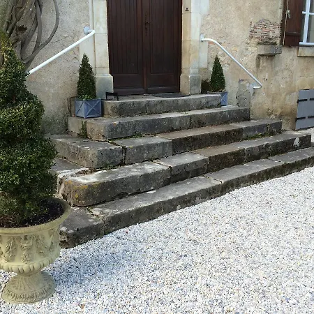 La Cour D'argent Champagne-Mouton